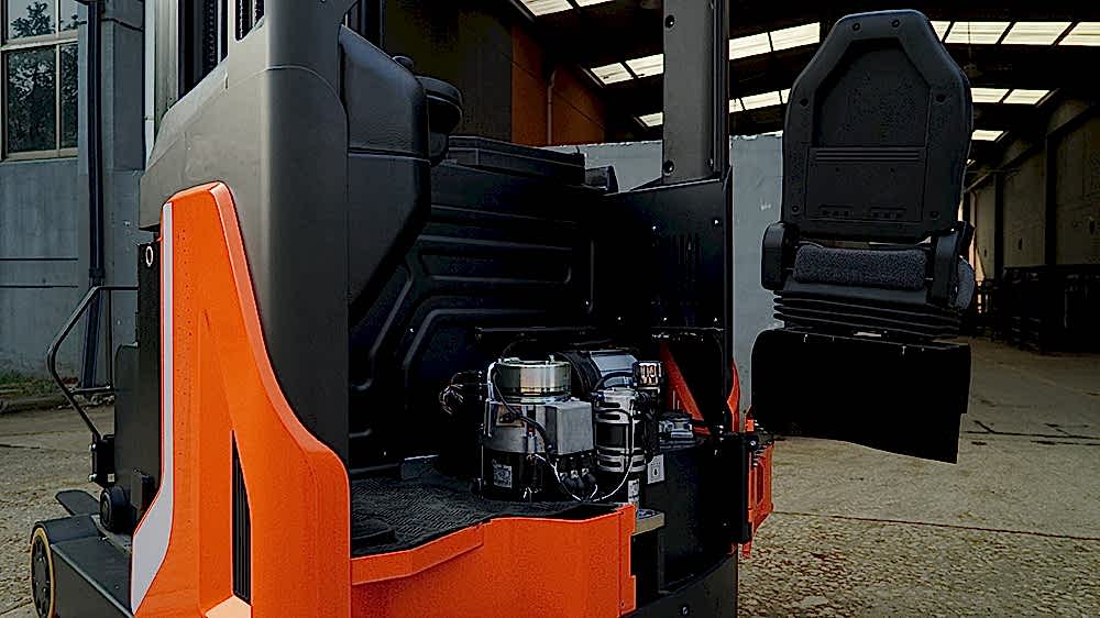 RT20P SERİSİ 2 TON 10.5 METRE DAR KORİDOR İSTİF MAKİNESİ - Görsel 5